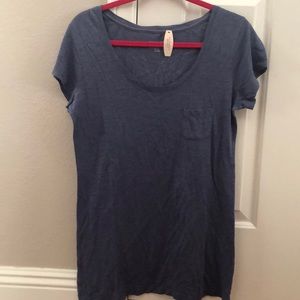 Navy blue Victoria’s Secret short sleeve top